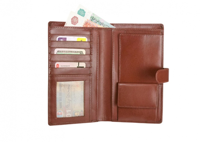 Бумажник с карманами для купюр, монет, карт и бумаг, коричневый