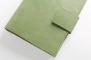 Ежедневник кожаный формата А5, оливкового цвета. Гибкая обложка. Блок на кольцевом механизме